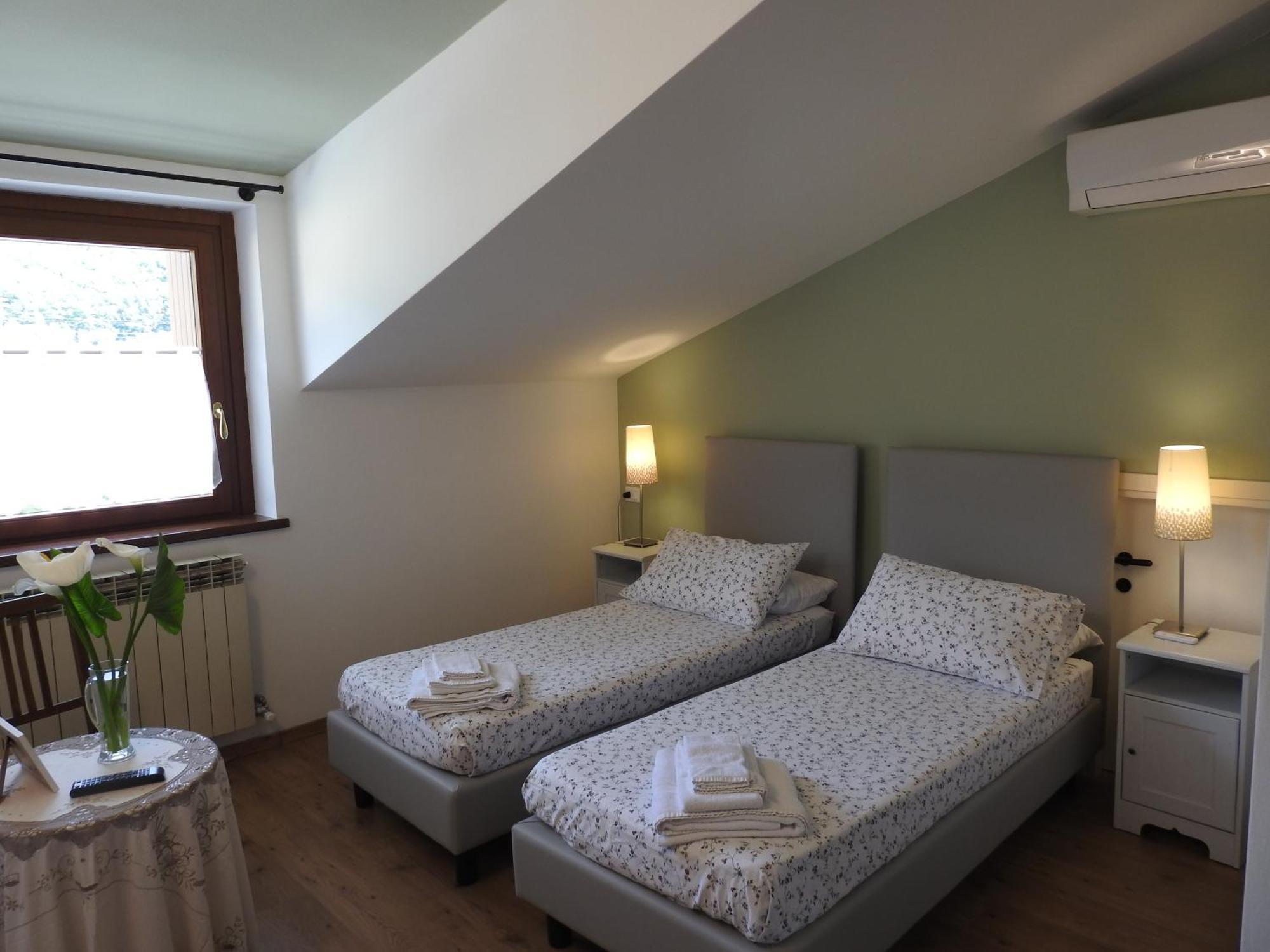 La Casa Di Clara Bed & Breakfast Esine Dış mekan fotoğraf