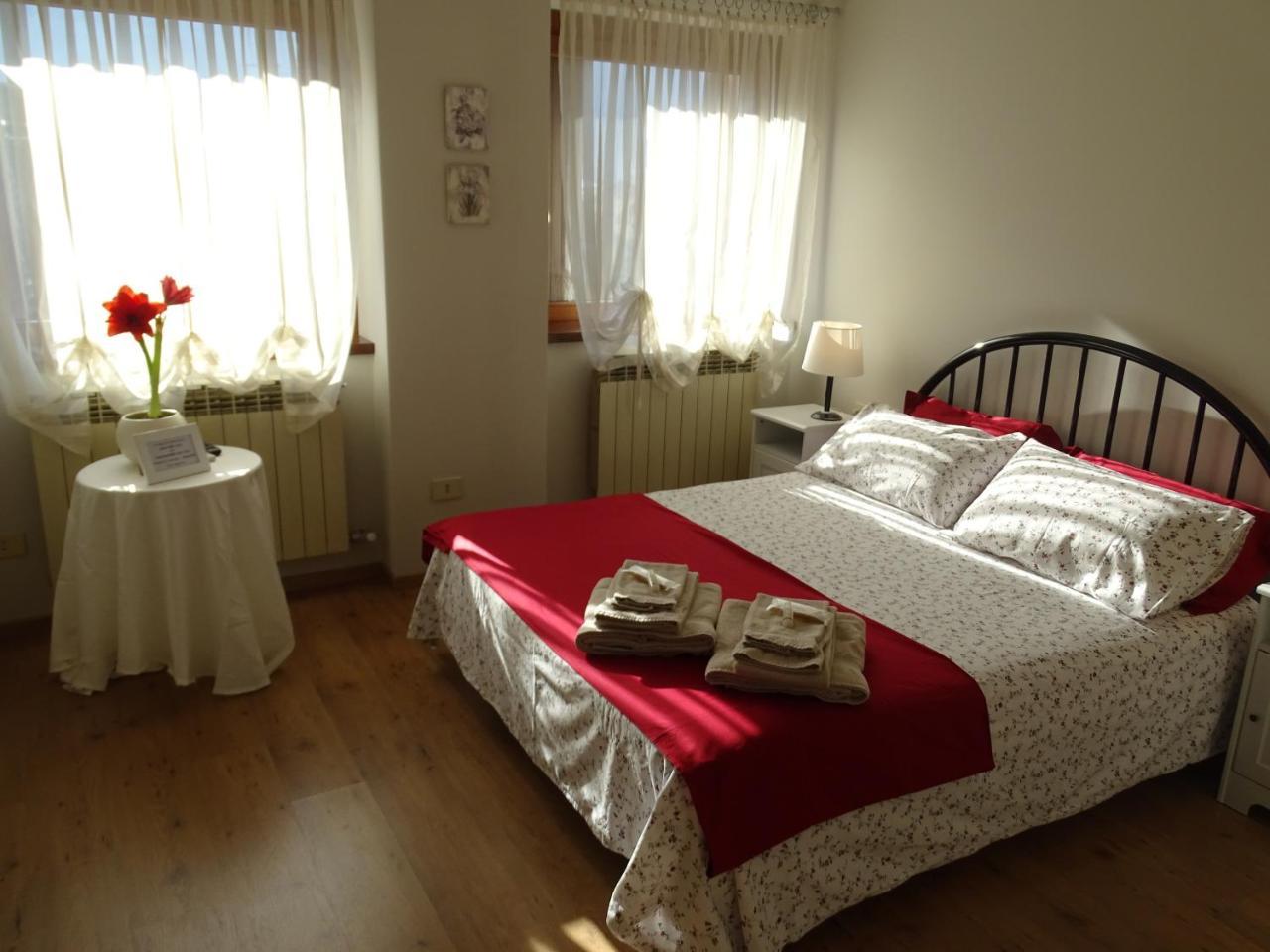 La Casa Di Clara Bed & Breakfast Esine Dış mekan fotoğraf